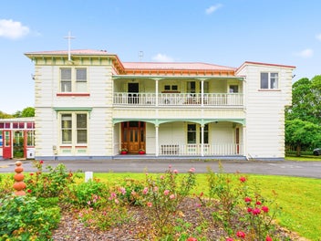 A grand estate awaiting its next chapter