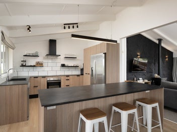 Spacious, renovated home in prime Renwick location