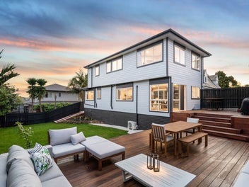 Owners Liquidating Assets and MUST SELL