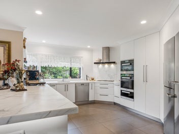 Stunning 5 bedroom home on 1,203 sqm site