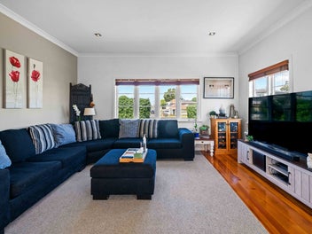 Big Land, Big Potential in Papatoetoe!