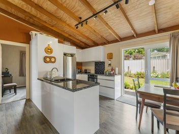 Modern, Easy Living in the Heart of Whakamaru