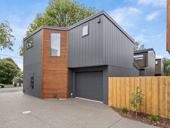 Stand-Alone Living in Sought-After Spreydon