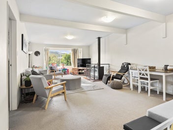 EASY SPACIOUS LIVING!