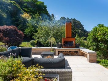 A Luxurious Sanctuary, Minutes From The CBD