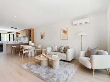 Modern Townhouse in Sought-After Albany Zone