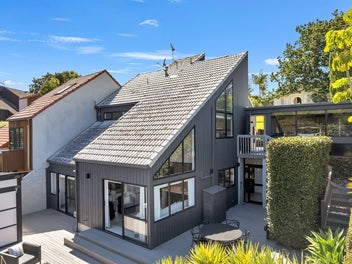 Refined Coastal Living in Mission Bay