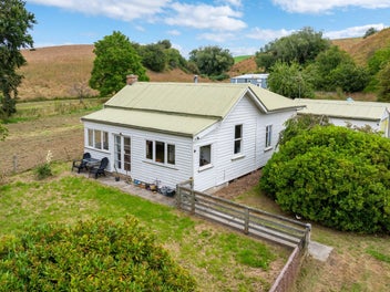 Project property seeks cash buyer.
