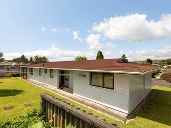 Why Wait, Pickett This Place