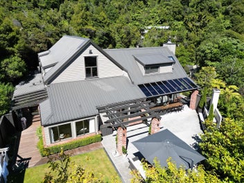 EXQUISITE LIVING EXPERIENCE