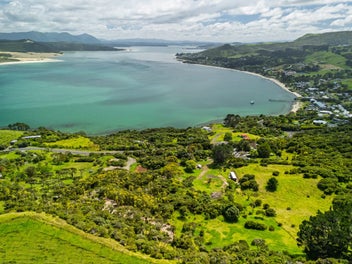 Harbour View, Coastal Paradise - Prime Location