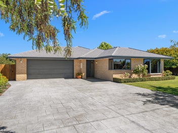 Retirement Villa Bound - Rare Opportunity!