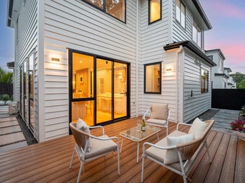 Image 1 of 11