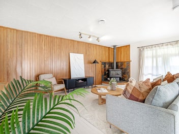 Time to fall in love!