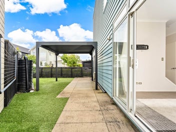 A Rare Find in Hobsonville