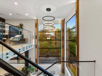 Fabulous Executive Living In Popular Keel Street