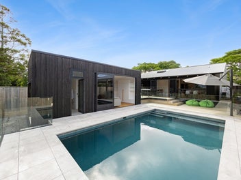 Timeless character. Resort-style living.