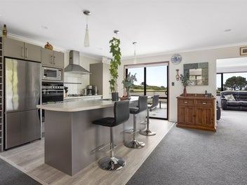 Elevated living with Chisholm Park views