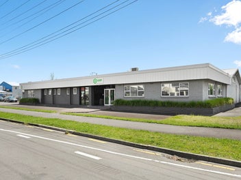 Image 1 of 19