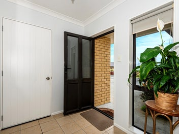 Brick n' Tile - Private, Peaceful Easy-Care Living