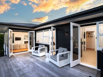 WHEN STYLE, LOCATION & AFFORDABILITY MEET!