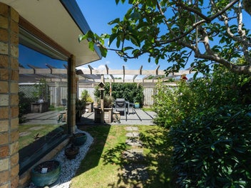 Easy-Care, Privacy and Potential