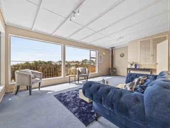 Saint Clair - Right Where it All Happens