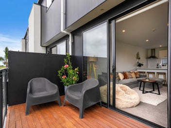 Easy Living Starts Here