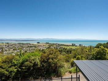 Stunning Family Home with Tasman Bay Views!
