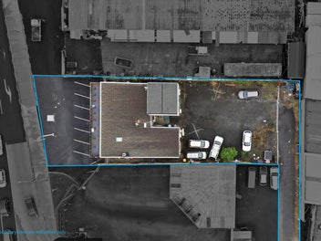 PRIME MIXED-USE INVESTMENT - HIGH INCOME POTENTIAL