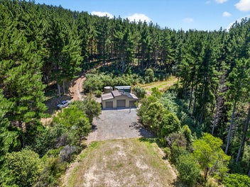 Coastal Retreat!!! RV $332,000