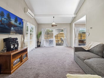 Huge Potential in Lynmore School Zone