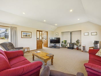 Immaculate family home with breathtaking views