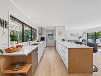 Sleek Modern Living!