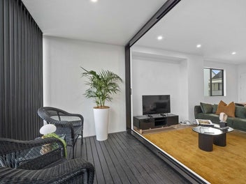 IGNORE CV - VENDOR WANTS IT SOLD!