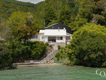 Image 1 of 1