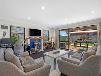 Put Your Mark On Monarch!