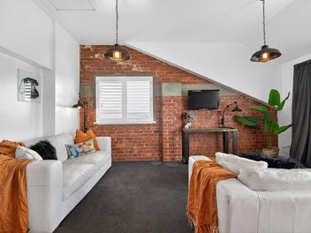 Petone living with New York style