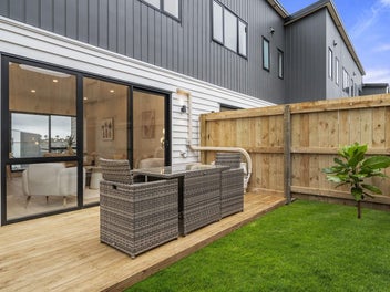 Freehold, Sunny, Stylish & Low-Maintenance