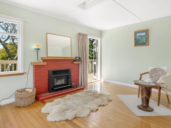 Solid Bones, Scenic Views, Superb Location