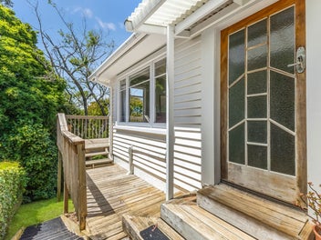 Elevated Westown Living on the Edge of the CBD