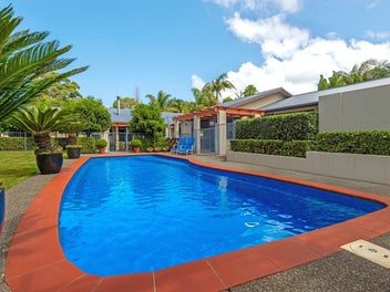 Holiday vibes, everyday living