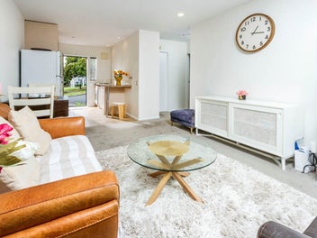 Best Location & Affordable Price!