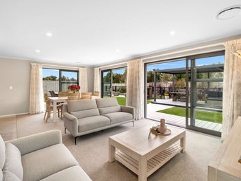 Live A Life Of Luxury!