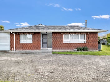 Low-Maintenance, Renovated, Freehold, Affordable!