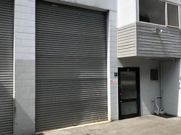 Image 1 of 6
