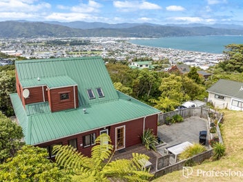 Perfect Family Haven With Views