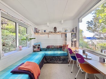 Ultimate Cabin Lifestyle + Water Views, Rawene.