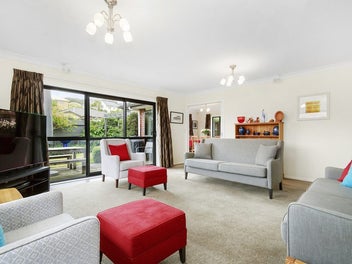 Sun Seekers Paradise!