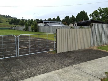 Fully Fenced Section